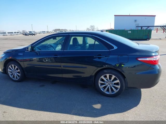 4T1BD1FK8FU148065 Toyota Camry Hybrid Xle