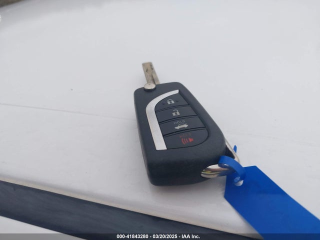 4T1B11HKXKU706000 Toyota CAMRY SE