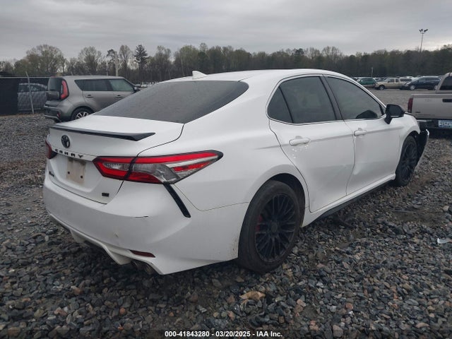 4T1B11HKXKU706000 Toyota CAMRY SE
