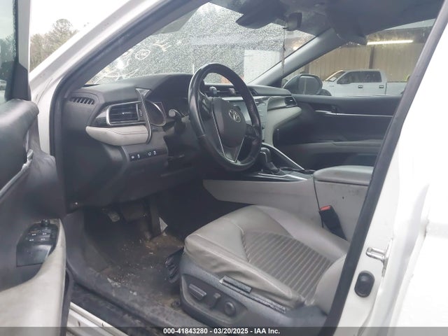 4T1B11HKXKU706000 Toyota CAMRY SE