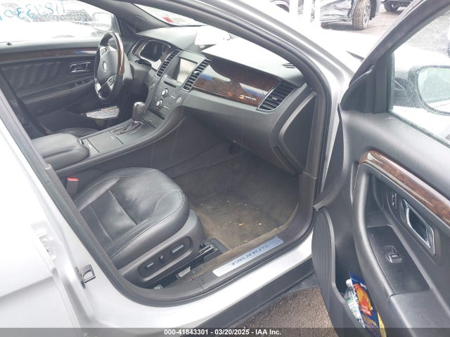 1FAHP2F81EG123933 Ford Taurus Limited