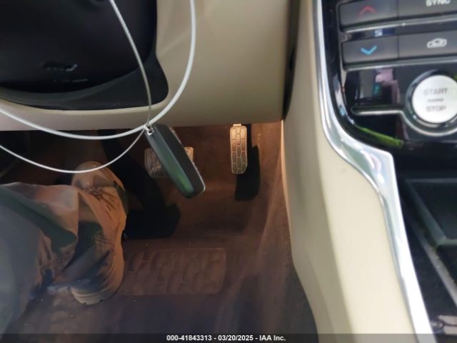 2017 JAGUAR XF SAJBD4BV8HCY44098 Photo 10