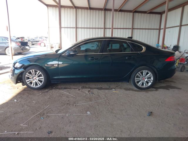 SAJBD4BV8HCY44098 Jaguar Xf 35t Premium
