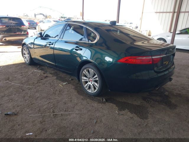 2017 JAGUAR XF SAJBD4BV8HCY44098 Photo 2