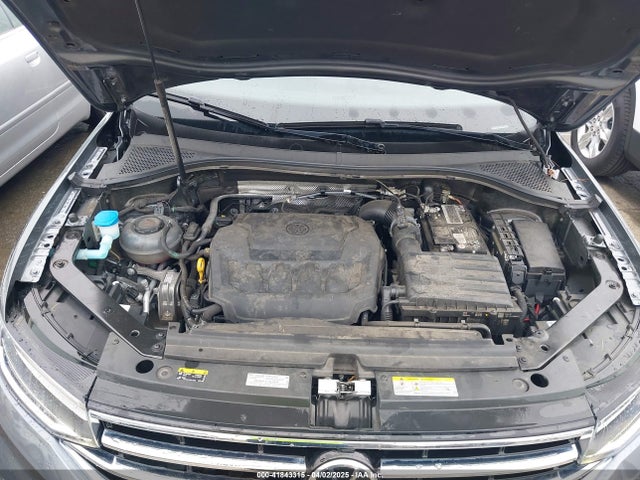 3VV3B7AX7NM008114 Volkswagen Tiguan 2.0t Se