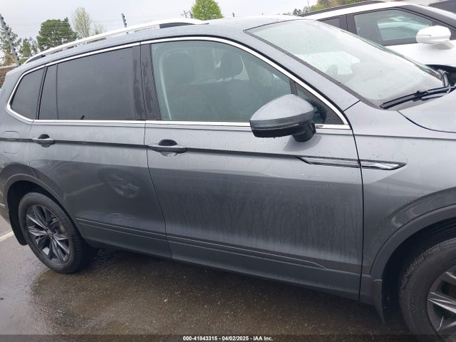 3VV3B7AX7NM008114 Volkswagen Tiguan 2.0t Se