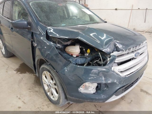 1FMCU9GD2KUA31904 Ford ESCAPE SE
