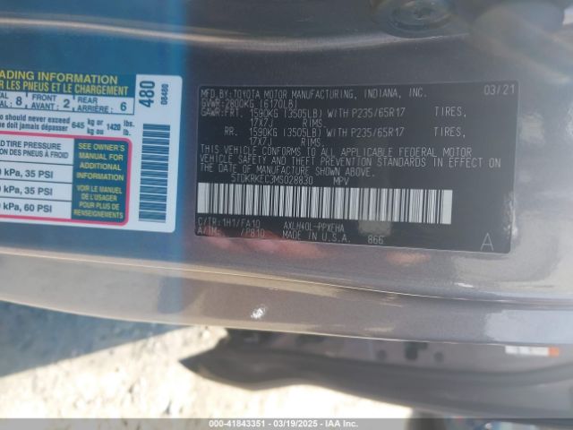5TDKRKEC3MS028830 Toyota SIENNA LE