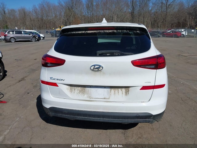 Hyundai TUCSON SE 2019 KM8J2CA4XKU880939 Image 16
