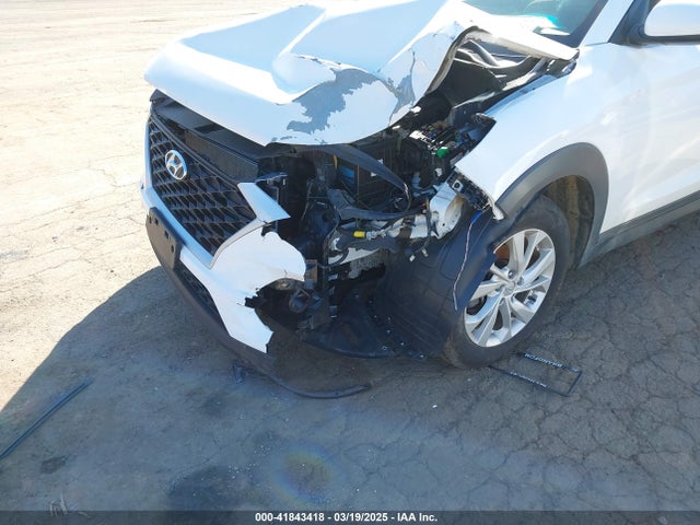 Hyundai TUCSON SE 2019 KM8J2CA4XKU880939 Image 6