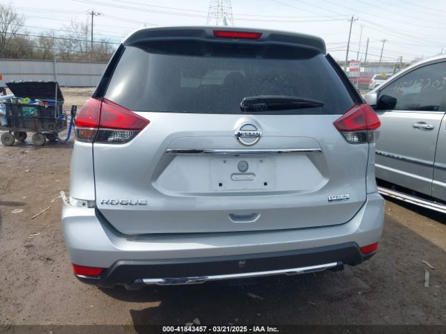5N1AT2MT8LC715568 Nissan Rogue S Fwd