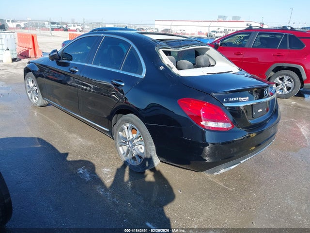 2016 MERCEDES-BENZ C 300 55SWF4KBXGU099029 Photo 2