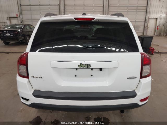 1C4NJDEB1ED623034 Jeep Compass Latitude