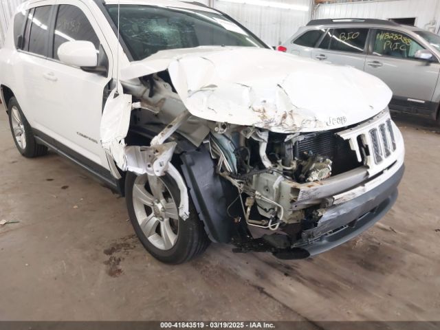 1C4NJDEB1ED623034 Jeep Compass Latitude