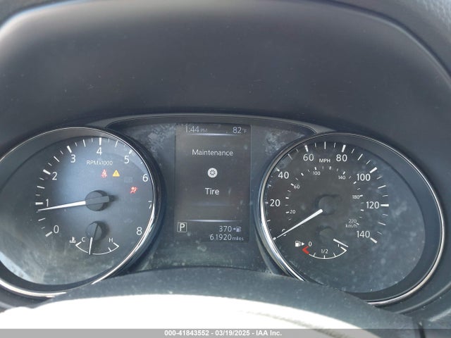 JN1BJ1CP1HW032990 Nissan Rogue Sport Sv