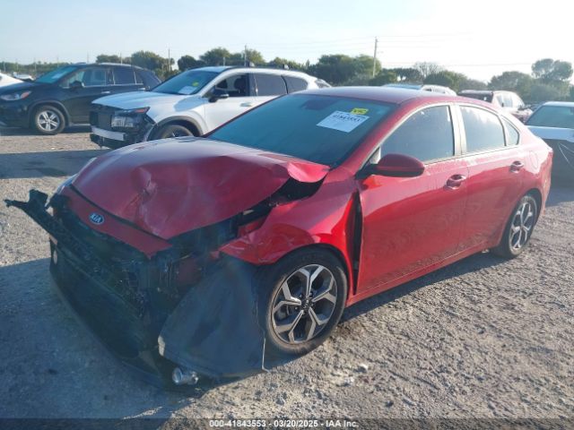 3KPF24AD8LE212962 KIA Forte Lxs