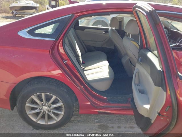 5NPE24AF3KH753232 Hyundai SONATA SE