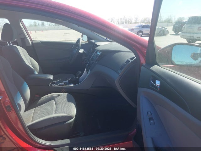 5NPEB4AC1EH928846 Hyundai SONATA GLS