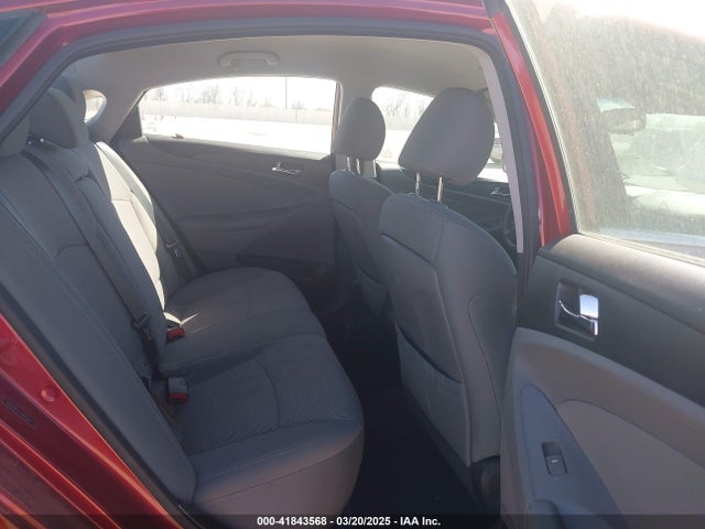 5NPEB4AC1EH928846 Hyundai SONATA GLS