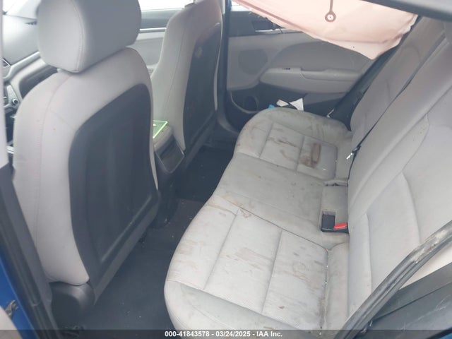 KMHD74LF6HU123080 Hyundai ELANTRA SE