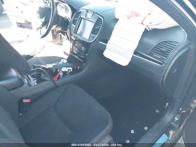 2C3CCABG8MH606625 Chrysler 300 300s