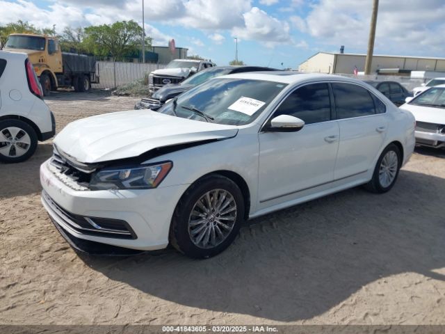 1VWBT7A37HC030895 Volkswagen Passat 1.8t Se