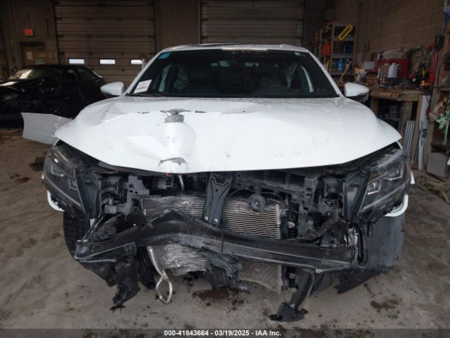 1VWMA7A33NC002392 Volkswagen Passat 2.0t R-line