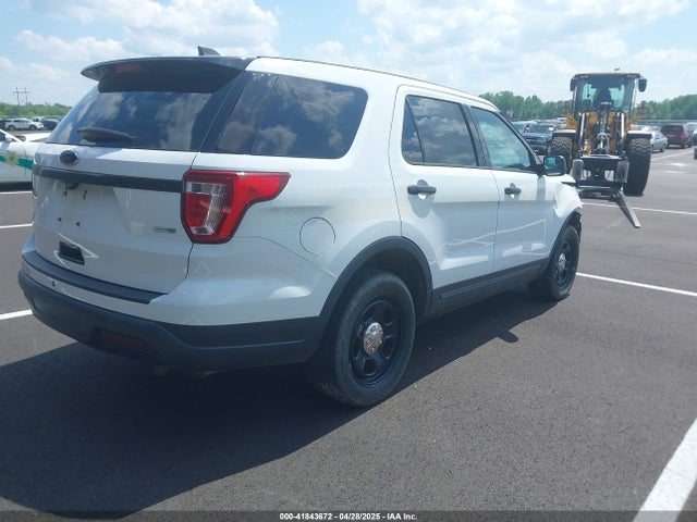 Ford Police Interceptor 2018 1FM5K8AR0JGC75321 Image 4