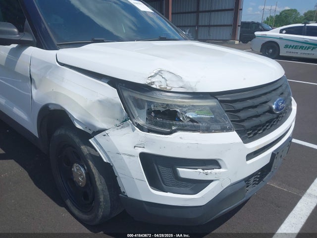 Ford Police Interceptor 2018 1FM5K8AR0JGC75321 Image 6