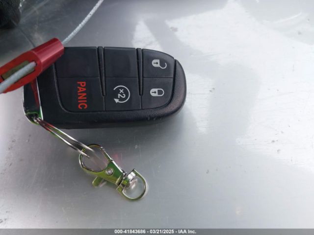 3C4NJCCB8KT777811 Jeep Compass Limited Fwd