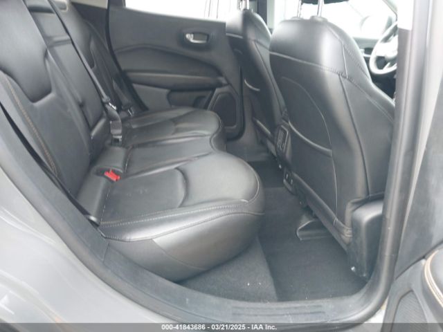 3C4NJCCB8KT777811 Jeep Compass Limited Fwd