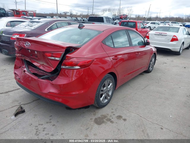 KMHD84LF7HU063355 Hyundai ELANTRA SE
