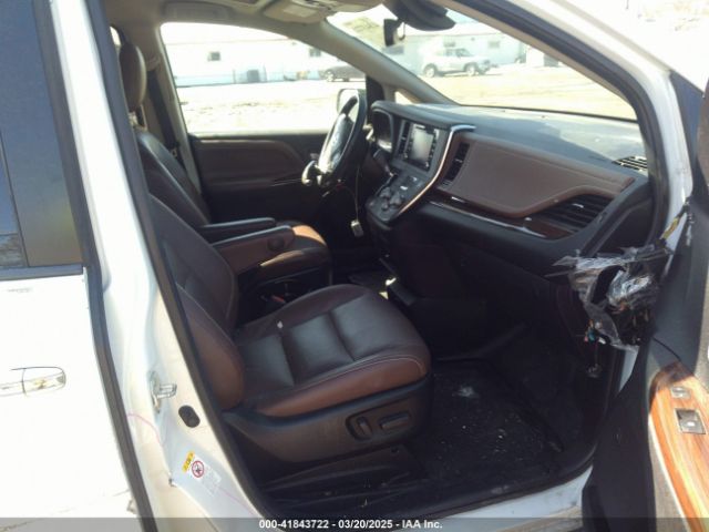 5TDYZ3DCXKS980027 Toyota Sienna Limited Premium 7 Passenger
