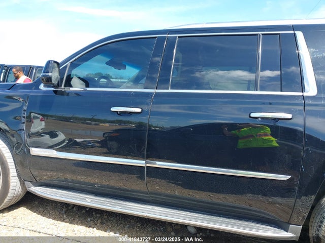 1GYS4HKJ7GR148020 Cadillac Escalade Esv Luxury Collection