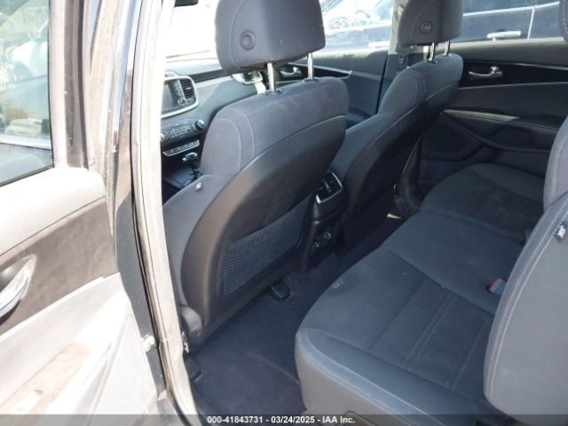 5XYPG4A34HG254813 KIA Sorento 2.4l Lx