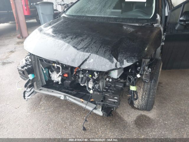 JTDBCMFE7R3055647 Toyota Corolla Hybrid Le