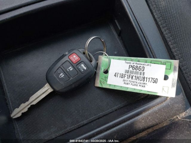 4T1BF1FK1HU811750 Toyota CAMRY LE
