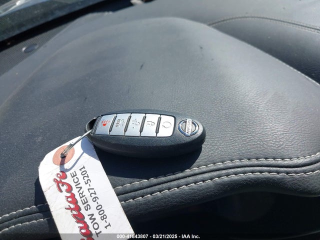 1N4AA6AP4HC399155 Nissan Maxima 3.5 Platinum
