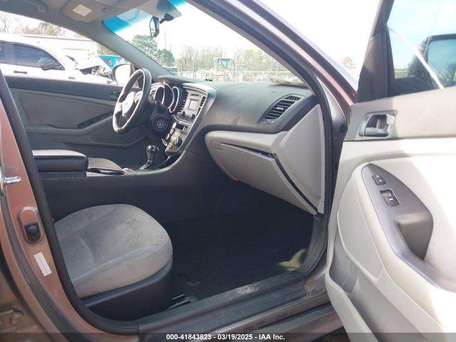 5XXGM4A78FG503983 KIA Optima Lx