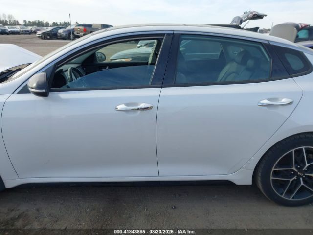 5XXGT4L3XLG440605 KIA Optima Se
