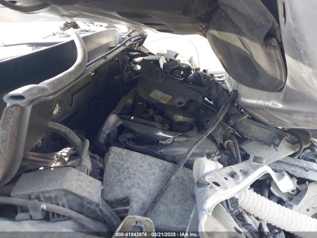 2T3WFREV0GW256260 Toyota Rav4 Xle