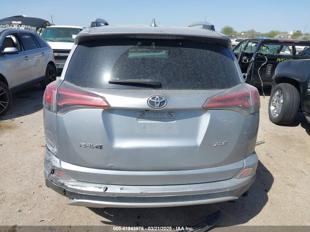 2T3WFREV0GW256260 Toyota Rav4 Xle