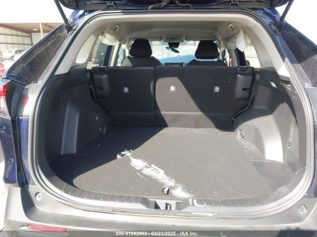 2T3P1RFV5NW253403 Toyota Rav4 Xle