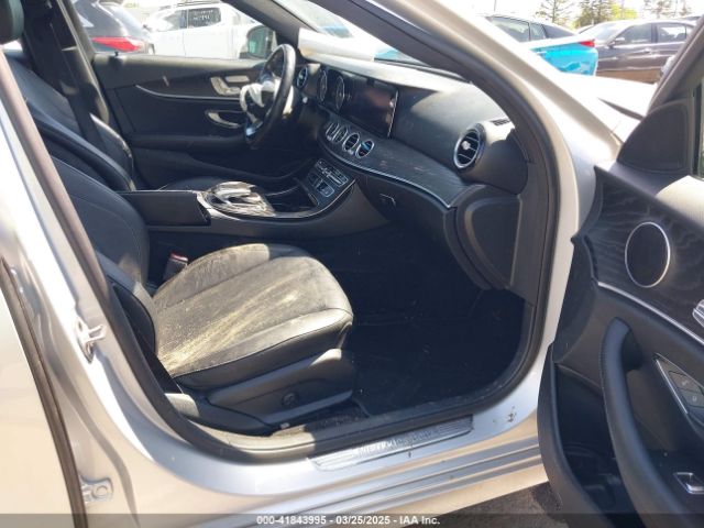 WDDZF4JB0JA472648 Mercedes-Benz E 300