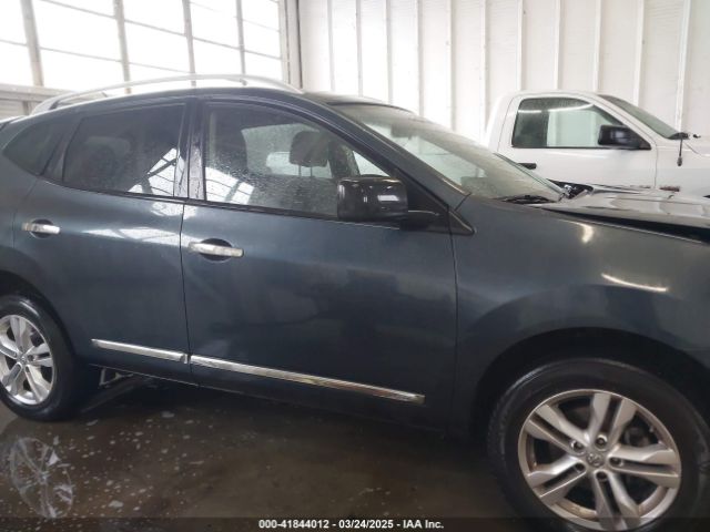 JN8AS5MT7FW158653 Nissan Rogue Select S