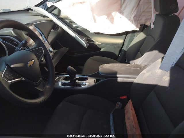 1G1ZD5ST1PF206895 Chevrolet Malibu Fwd 1lt