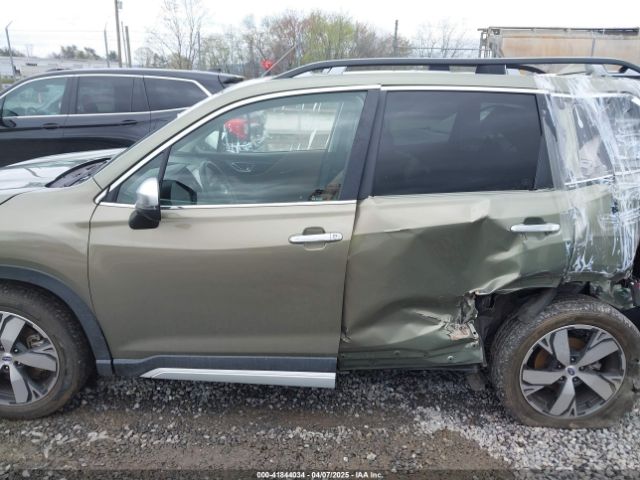 JF2SKAWC1KH545043 Subaru Forester Touring