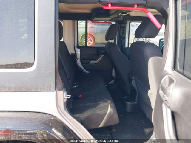 1C4BJWDG0FL745533 Jeep Wrangler Unlimited Sport
