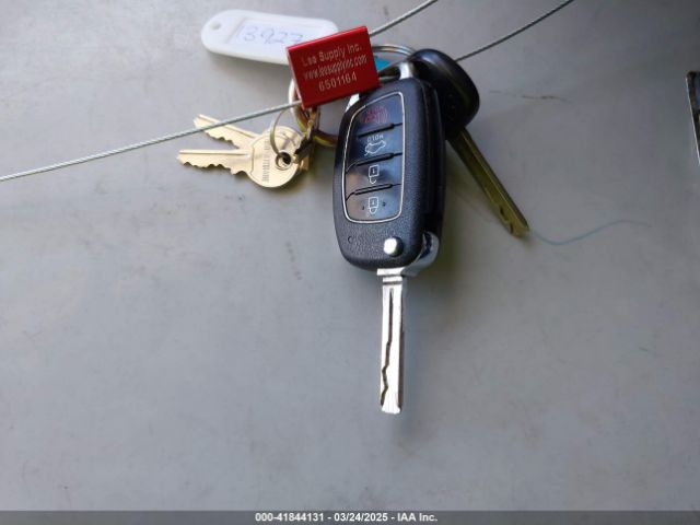 5NPE24AF8JH706504 Hyundai SONATA SE