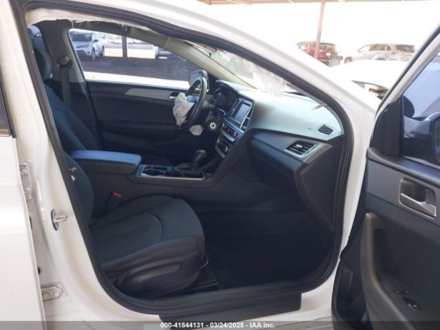 5NPE24AF8JH706504 Hyundai SONATA SE